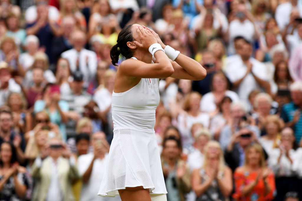 AYX-包含穆古鲁扎巅峰对决，科维托娃与40激战曼联分钟，战术调整胜负难料！的词条