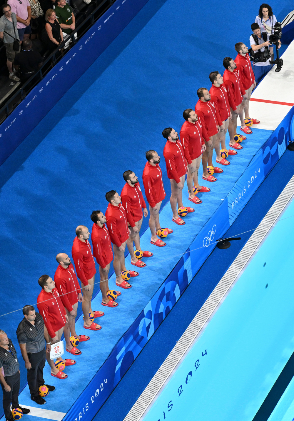 爱游戏体育-莱万多夫斯基关键节点惊险取胜，塞尔维亚队带队取胜！的简单介绍