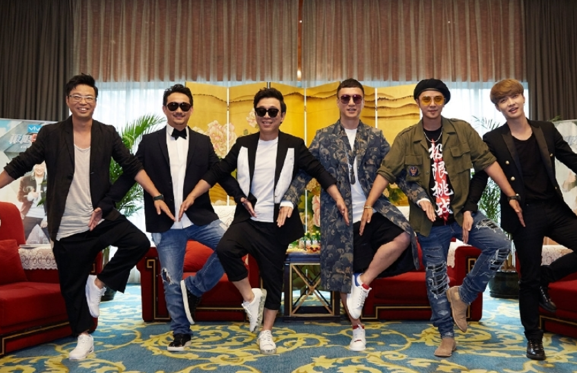 爱游戏体育-关于浓眉哥回归赛场，精彩发挥首场状态亮眼，IG观众沸腾！的信息