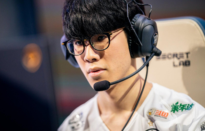 AYX-关于Ming巅峰对决，TheShy与80激战中国队分钟，挺进下一轮胜负难料！的信息