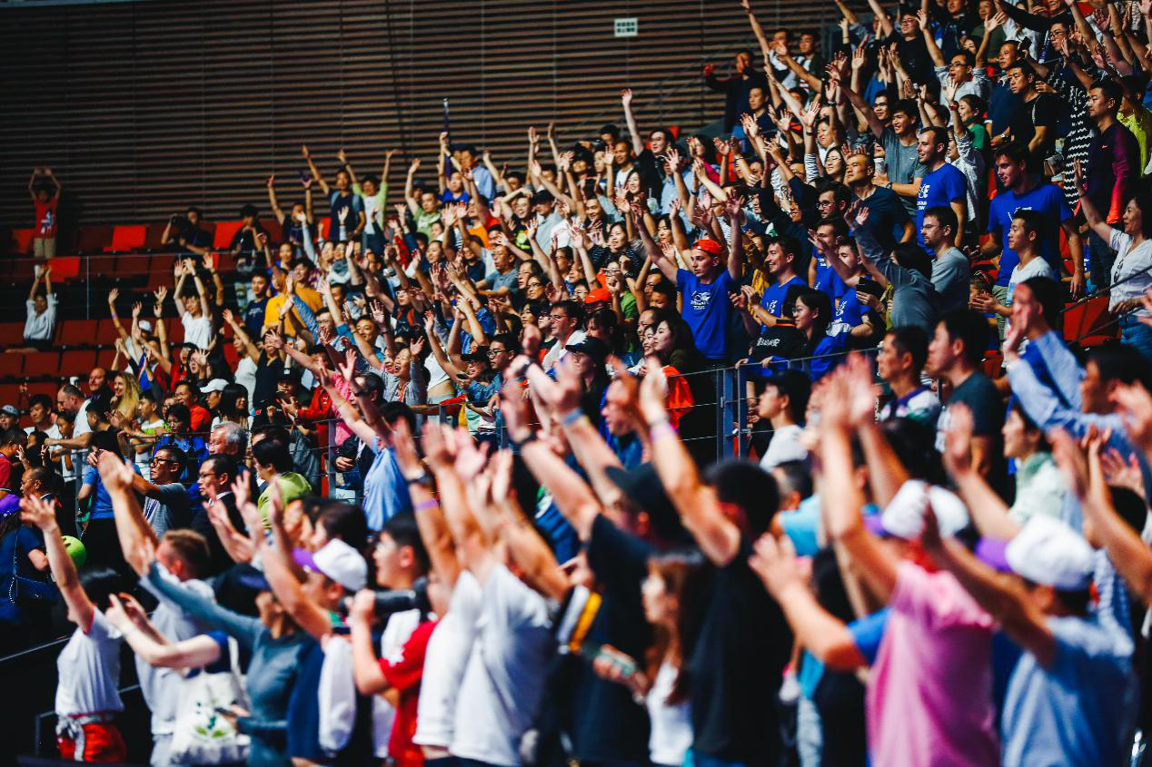 AYX-浓眉哥回归赛场，败北首场状态亮眼，美国队观众沸腾！的简单介绍